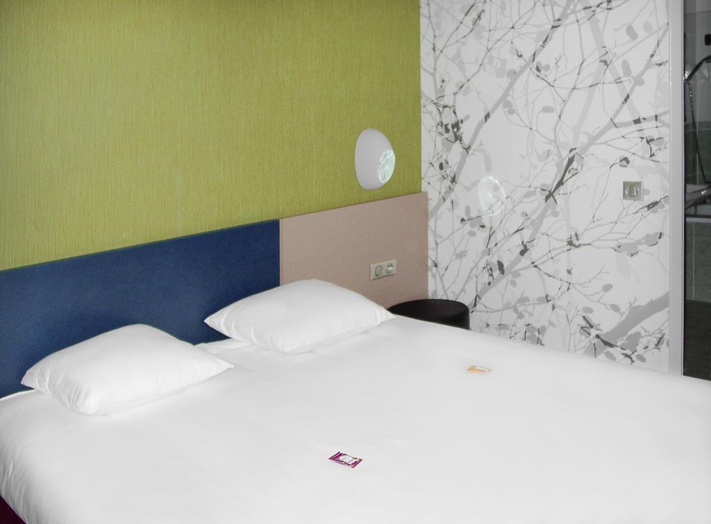 Ibis Styles Perigueux Trelissac Hotell Rum bild